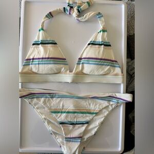 Women’s large O’Neill striped bikini top and bottom